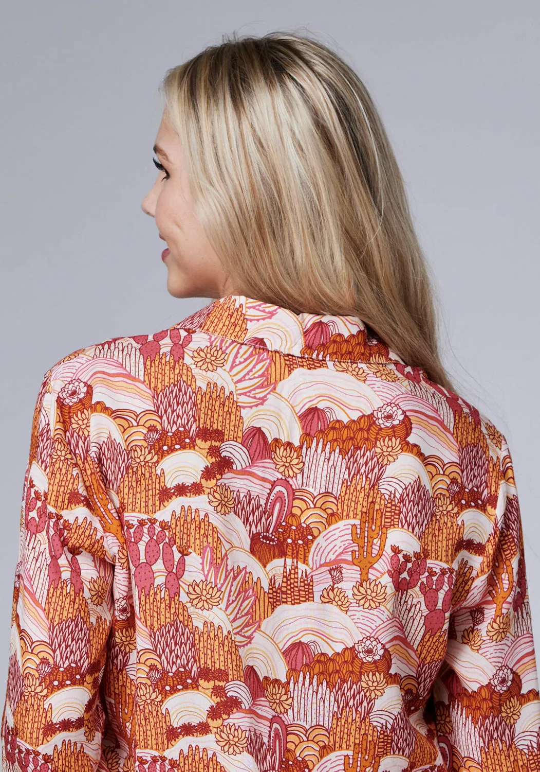 Roper Womens Groovy Cacti Pink 100% Rayon L/S Blouse